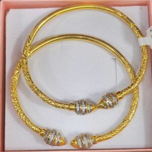 Gold Bangle with Diamond head